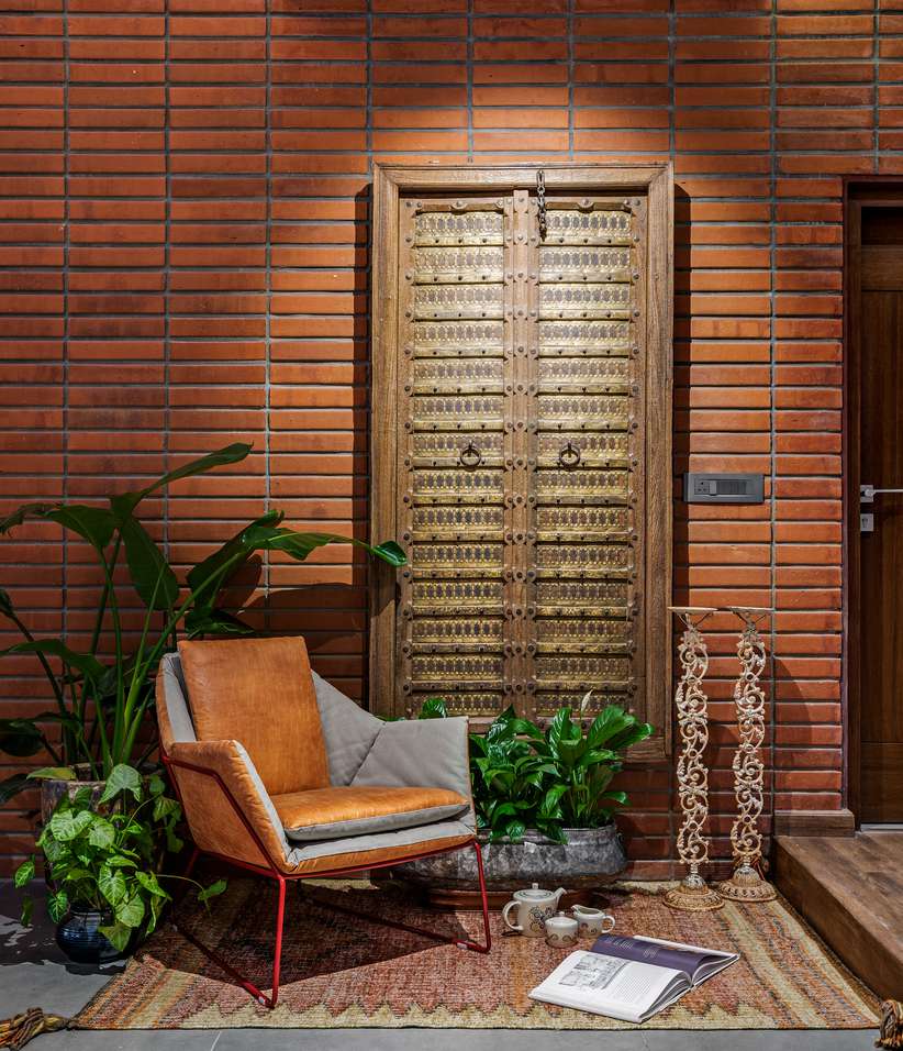 Far Home Architectural Courtyard & Garden detail photographic vista 1