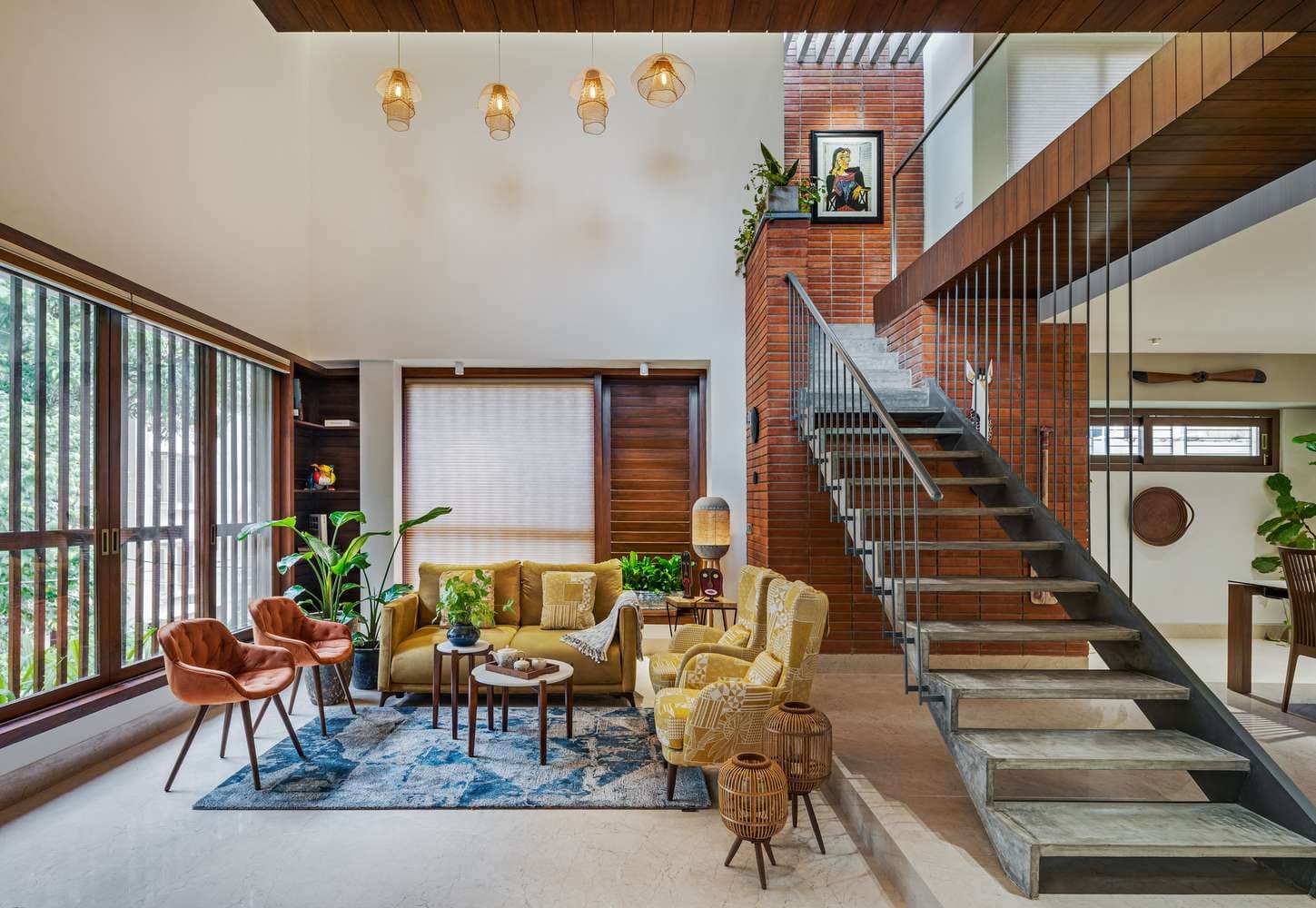 Far Home Architectural Courtyard & Garden